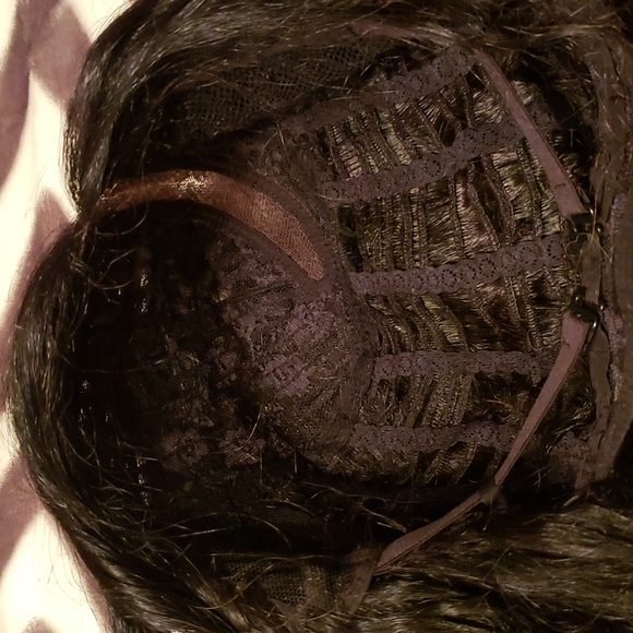 Sale🎈Beautiful Black/Brown Wig! - Picture 6 of 6